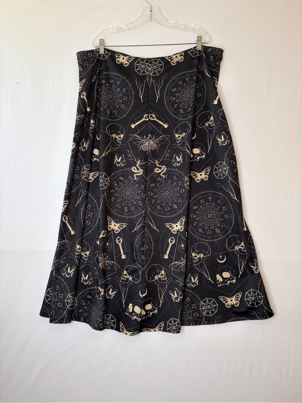 Romwe Witchy Zodiac Skull Moth Celestial Print A-Line Midi Skirt Black 3XL